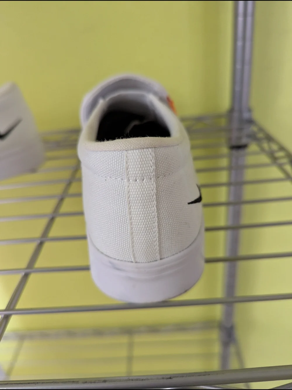 Nike slip canvas